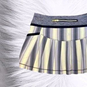 🌼 💃Cute Lululemon Pleated Skirt Skort Gray Yellow Stripes Tennis or Pickleball